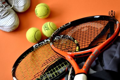 Tennisschlaeger und Baelle