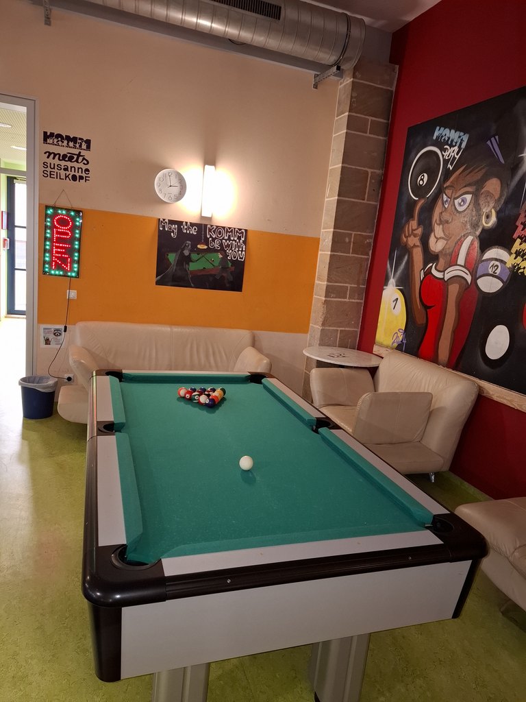 Billiard_Neu.jpg 