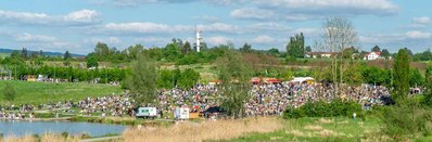 Familienfest auf der Wilhelminenaue, Goße Menge Menschen